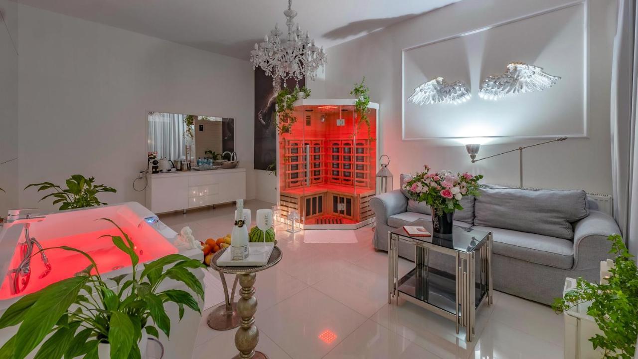 Apartament Sensual Sauna&Jacuzzi Poznan Stare Miasto Luaran gambar