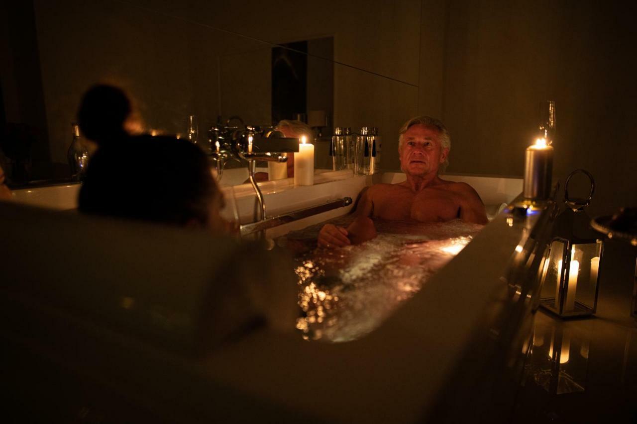 Apartament Sensual Sauna&Jacuzzi Poznan Stare Miasto Luaran gambar
